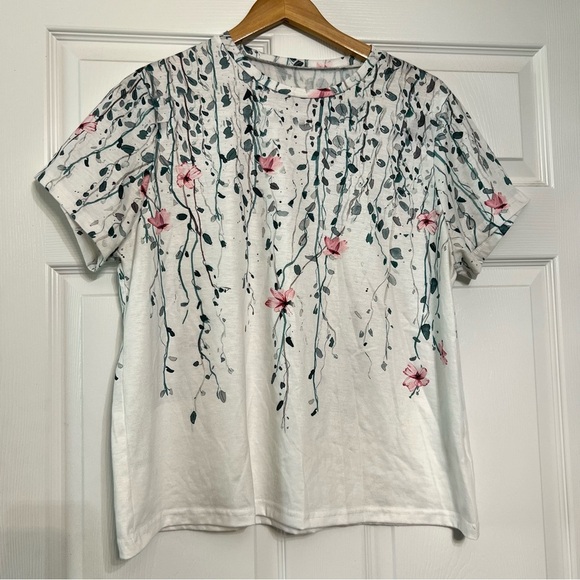 Floral White and Pink Women's Top - Picture 1 of 4